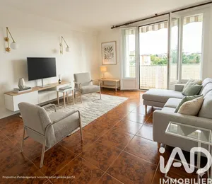 Apartment in Nantes (44300)