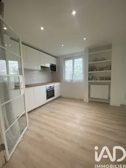 Apartment in Fontenay-sous-Bois (94120)