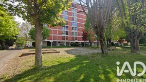 Apartment in Troyes (10000)