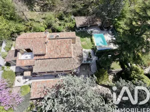 Maison à Tourrette-Levens (06690)