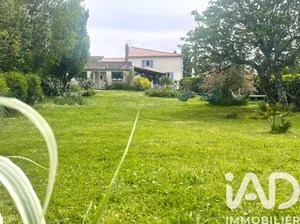 Maison à Saint-Sulpice-d'Arnoult (17250)