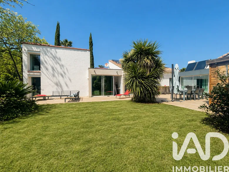 Maison 6 pièces 320 m² · à Bompas · 320 m² · 575 000 €