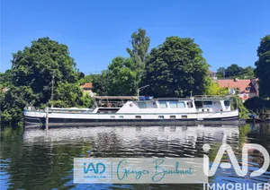 Péniche à Conflans-Sainte-Honorine (78700)