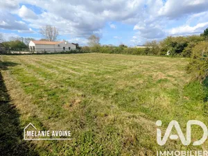 Building plot in Landrais (17290)