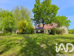 Architectural house in Forges-les-Bains (91470)