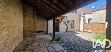 Maison de village à Lézinnes (89160)