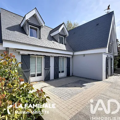 Maison traditionnelle à Saint-Léger-du-Bourg-Denis (76160)