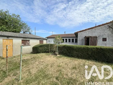 House in Poitiers (86000)