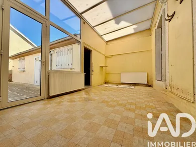 Maison de village à Mailly-Champagne (51500)