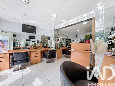 Beauty, Hairdressing in Bougival (78380)