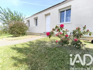 Maison à Saint-Arnoult-des-Bois (28190)