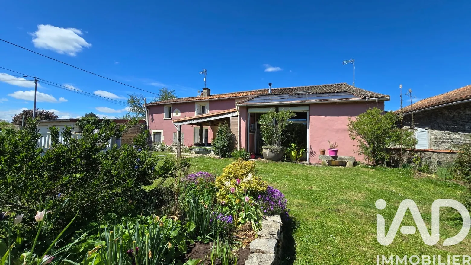 Vente maison à Blanzay (86400) : maison de village 4 pièces 170 m² — 6