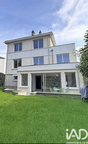 Traditional house in Massy (91300)