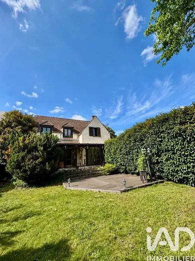 Maison traditionnelle à Conflans-Sainte-Honorine (78700)