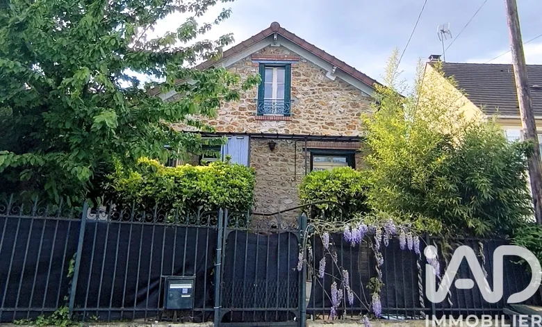 Maison 4 pièces 74 m² · à Épinay-sur-Orge · 74 m² · 215 000 €