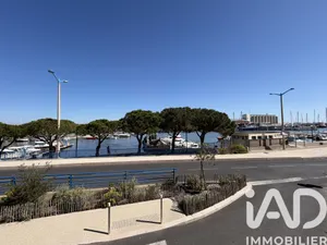 Apartment in Port-la-Nouvelle (11210)