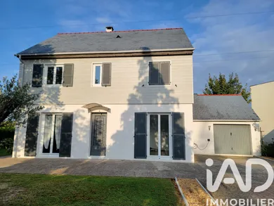 Maison traditionnelle à Varennes-sur-Loire (49730)