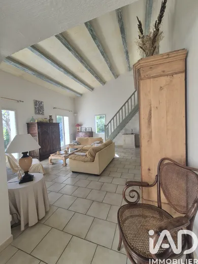 Maison de campagne à Pierrevert (04860)