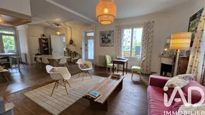 Townhouse in Niort (79000)