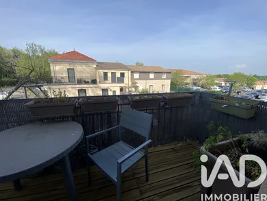 Apartment in Fargues-Saint-Hilaire (33370)