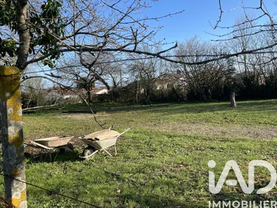 Terrain à bâtir à Mauzé-sur-le-Mignon (79210)