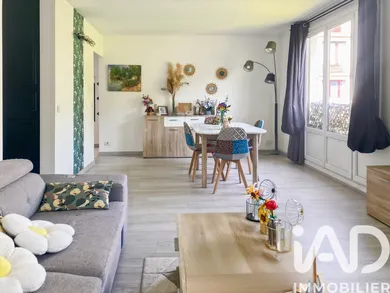 Apartment in Brie-Comte-Robert (77170)
