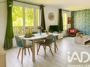 Apartment in Brie-Comte-Robert (77170)