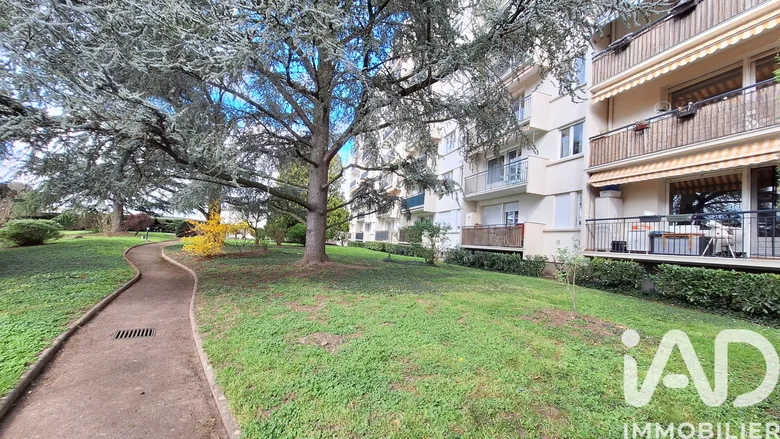 Appartement 5 pièces 85 m² · à Tassin-la-Demi-Lune · 85 m² · 299 000 €