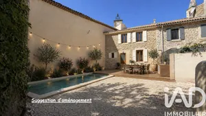 Village house in Grillon (84600)