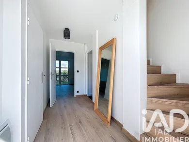 Duplex à Voisins-le-Bretonneux (78960)