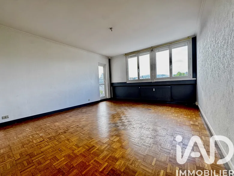 Appartement 3 pièces 63 m² · à Firminy · 63 m² · 56 000 €