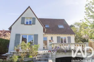 Traditional house in Maule (78580)