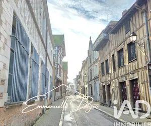 Studio in Troyes (10000)