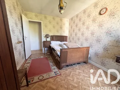 House in Lalizolle (03450)