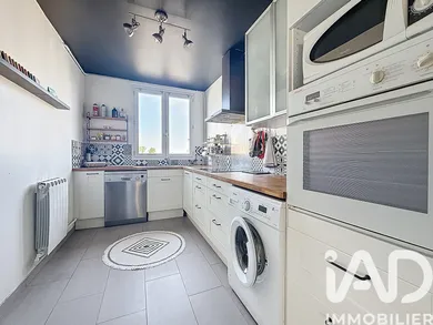 Apartment in Le Pecq (78230)