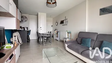 Apartment in La Rochelle (17000)