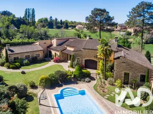 Architectural house in Marcillac-Saint-Quentin (24200)