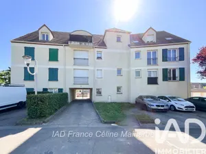 Apartment in Mantes-la-Ville (78711)