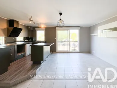 Apartment in Mantes-la-Ville (78711)