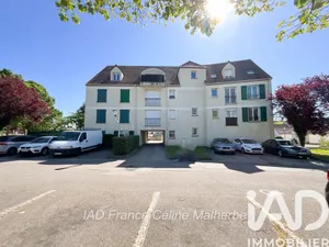 Apartment in Mantes-la-Ville (78711)