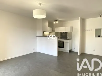 Apartment in Livry-Gargan (93190)