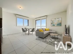 Apartment in Issy-les-Moulineaux (92130)