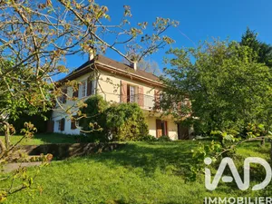 Maison de village à Estialescq (64290)