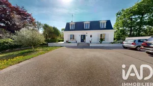 Maison traditionnelle à Dammarie-lès-Lys (77190)