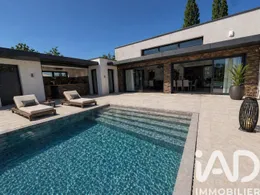 Maison d'architecte à Barbazan-Debat (65690)