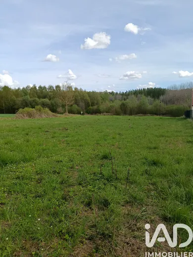 Building plot in Vuillery (02880)