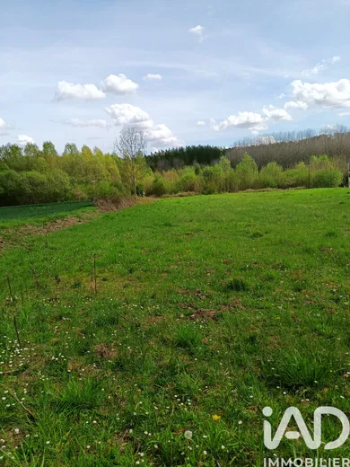 Building plot in Vuillery (02880)