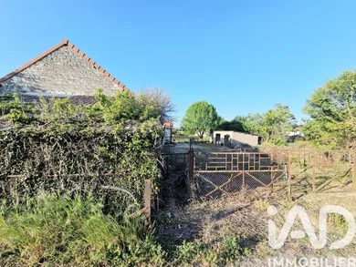 Ferme à Chamvres (89300)