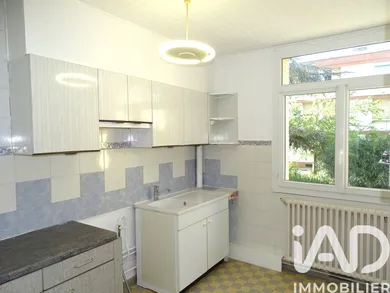 Apartment in Nîmes (30000)