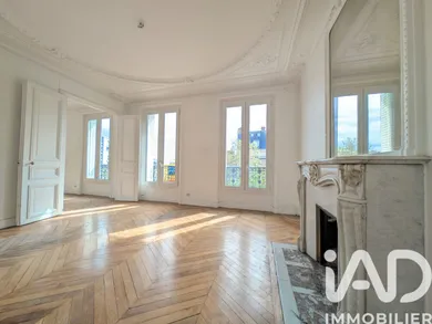 Appartement à Paris (75018)